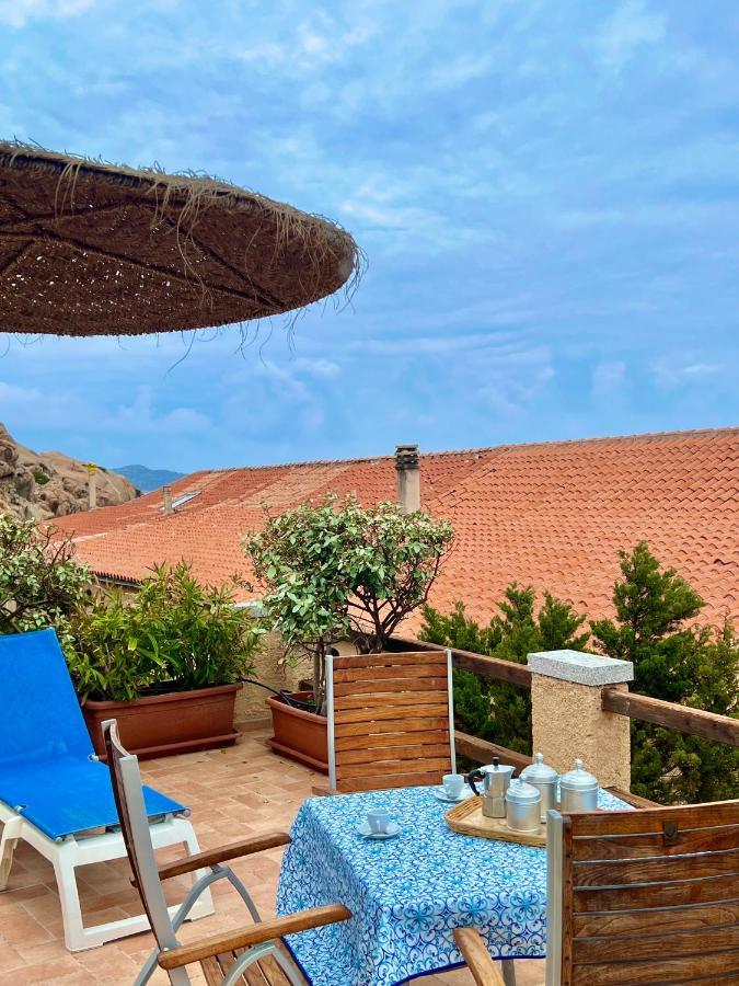 Appartamento Il Caracolo A Cala Francese ラ・マッダレーナ エクステリア 写真